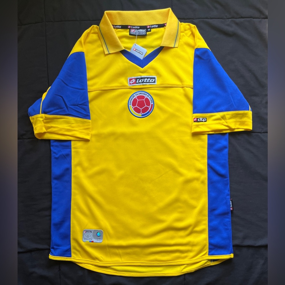 Mens 2003 Vintage Colombia Jersey